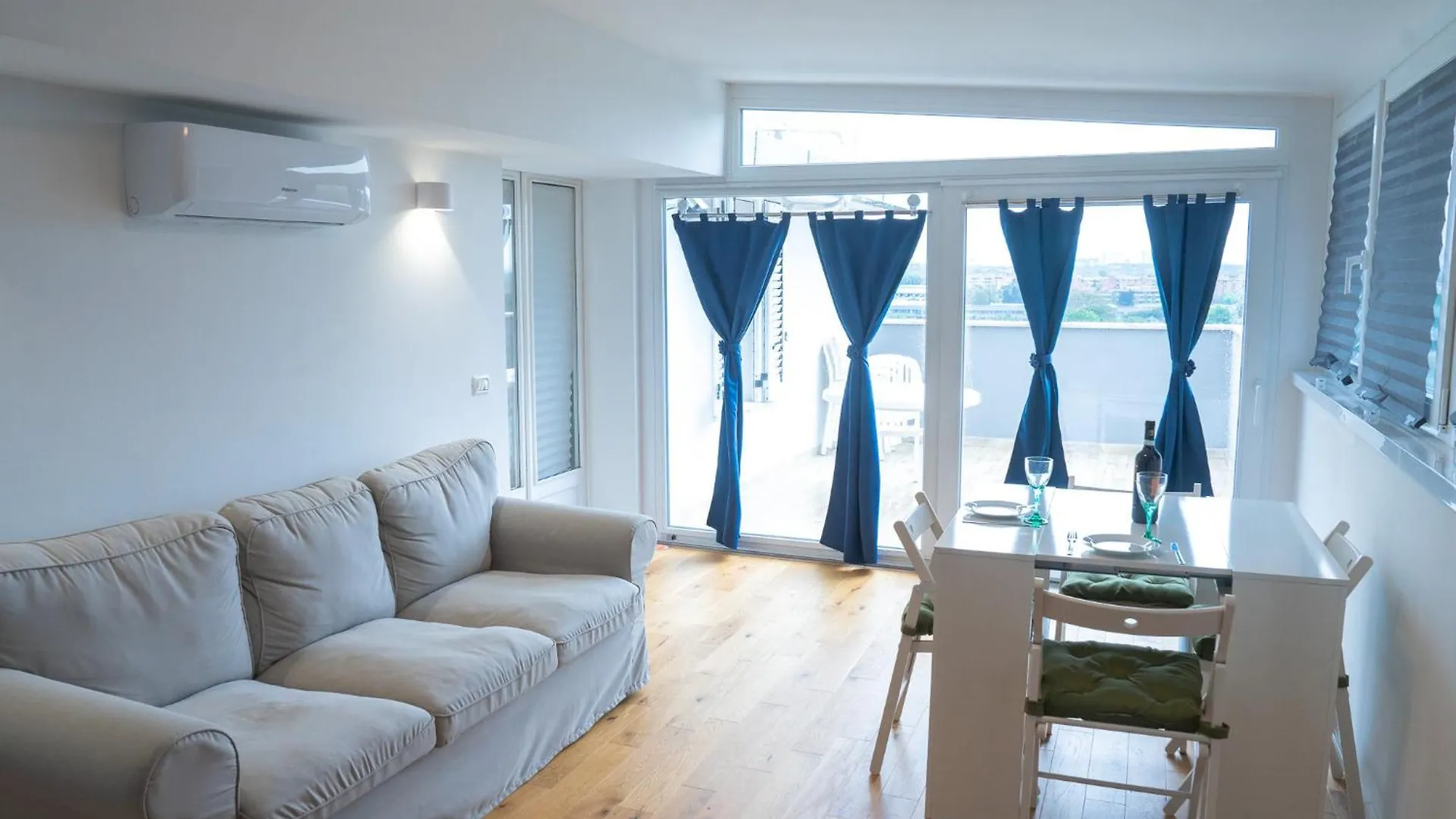 Attico Incantevole Lungotevere Apartment Rome